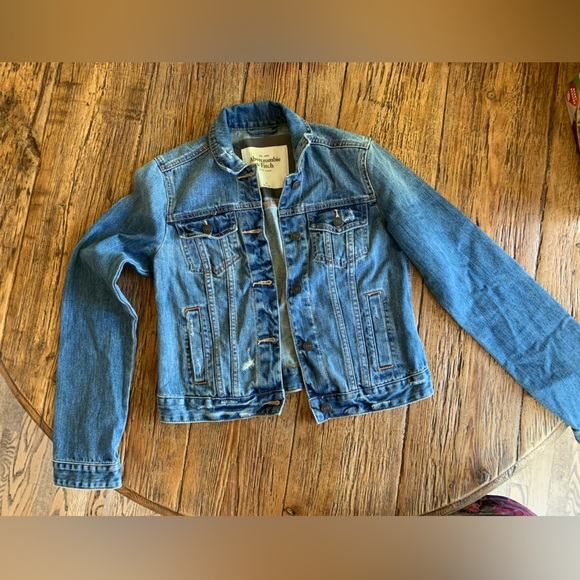 Abercrombie & Fitch Denim Jean Jacket - Picture 6 of 9